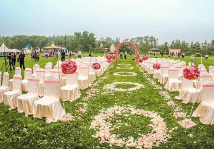 西式草坪婚礼流程