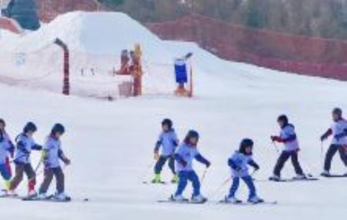 哈尔滨天恒山滑雪场黑龙江景点