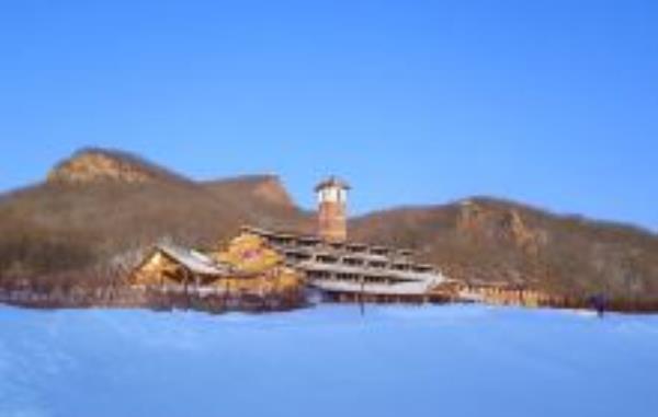 吉华滑雪场黑龙江景点