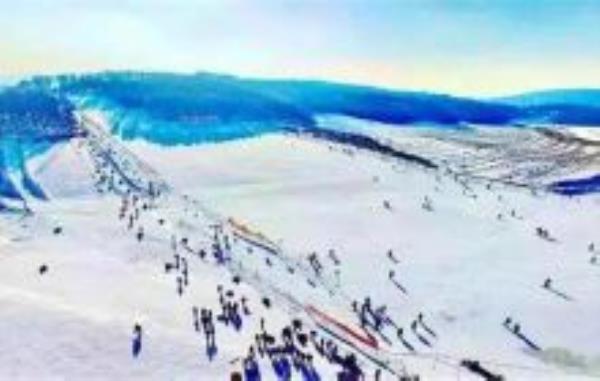 叶赫皇家山滑雪滑草场吉林景点