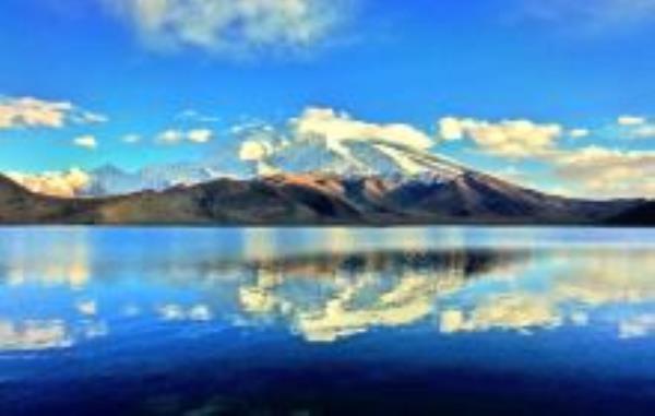 慕士塔格峰-喀拉库勒湖景区新疆景点