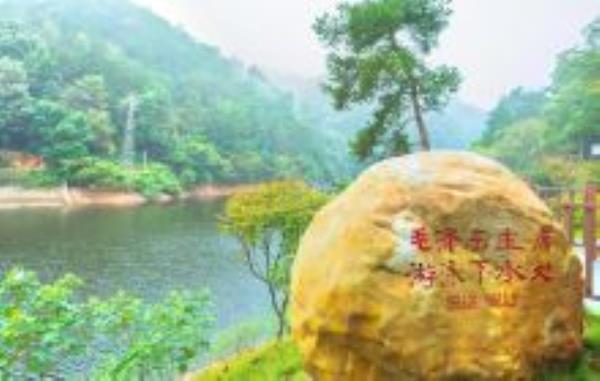 滴水洞湖南景点