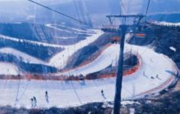 翠云山银河滑雪场河北景点