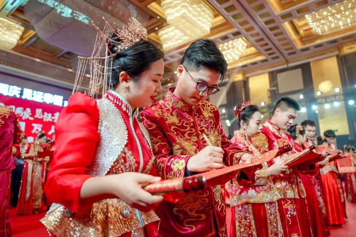 如此集体婚礼，幸哉兴哉
