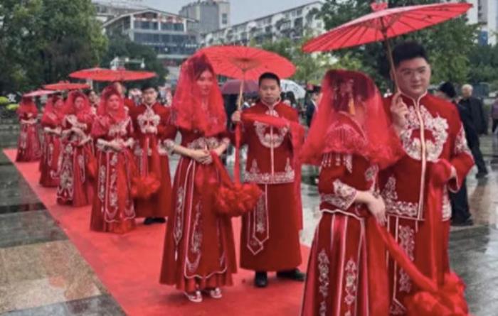 礼成！重庆巫溪8对新人的浪漫婚礼