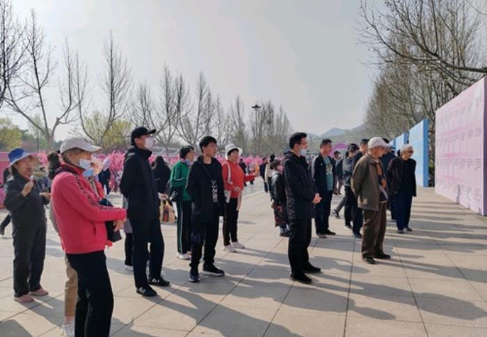 甜蜜相约！第二届济南千佛山相亲会钢城分会场盛大开幕
