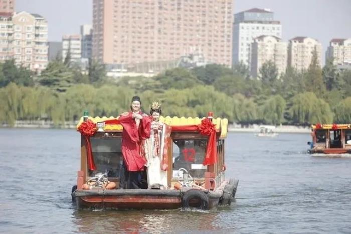 “情定泉城·缘来是你”济南市青年人才集体婚礼活动浪漫来袭