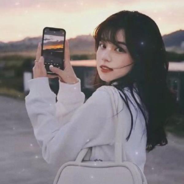 长春伴游王映萱 长春伴游王映萱