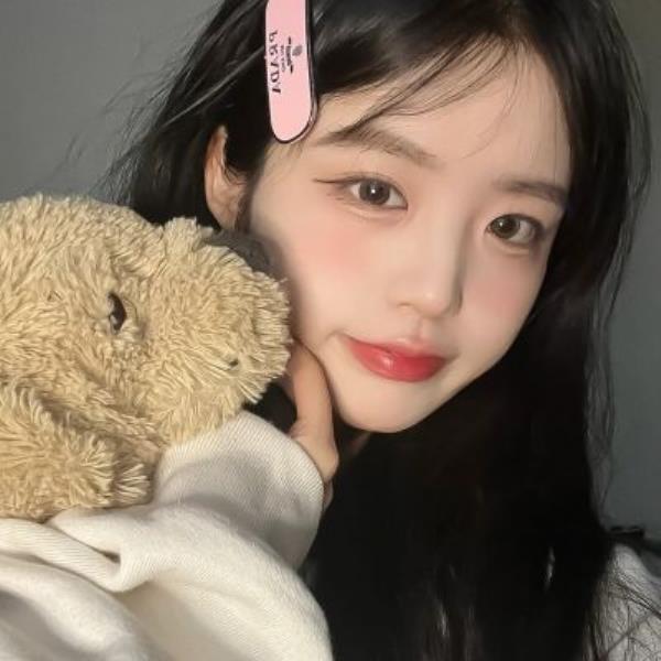 杭州伴游银瑾彤