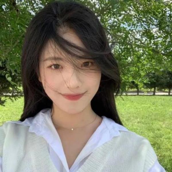 资阳伴游束莹佟