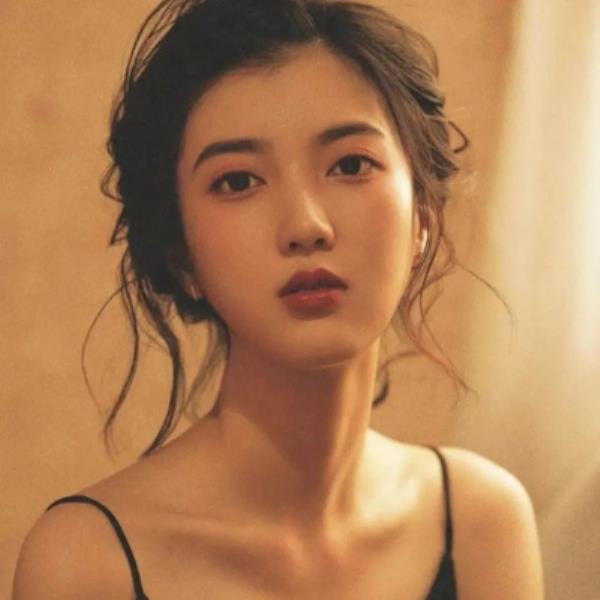 杭州伴游闻人欣涵