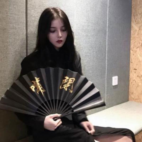酒泉伴游百罟瑛 酒泉伴游百罟瑛
