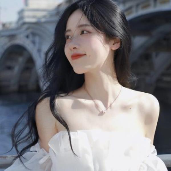 珠海伴游机焕丽