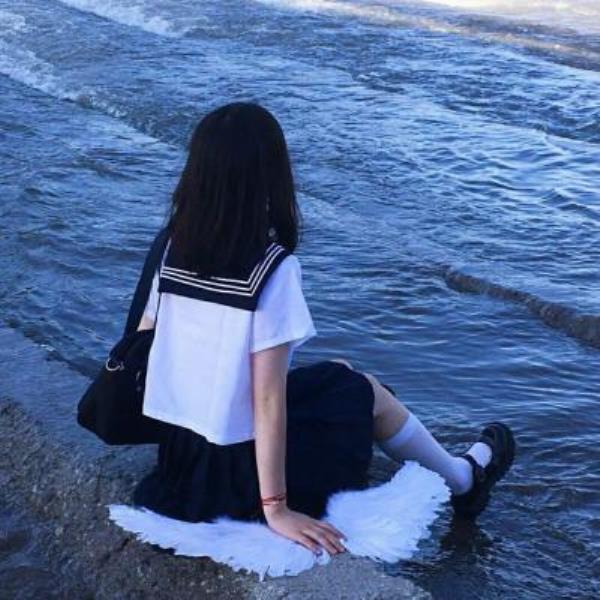 九江伴游石嫣惠