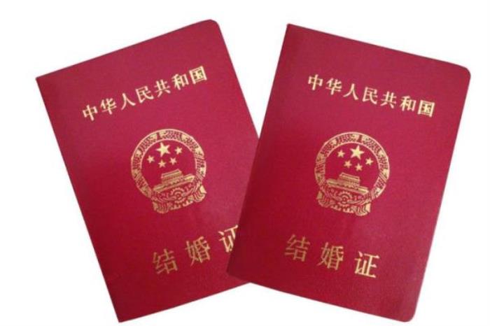 一个男人，发自内心深爱的话，女人会有“心灵感应”