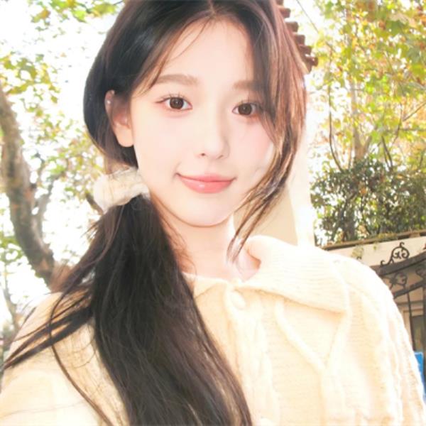 食指戴什么戒指好看