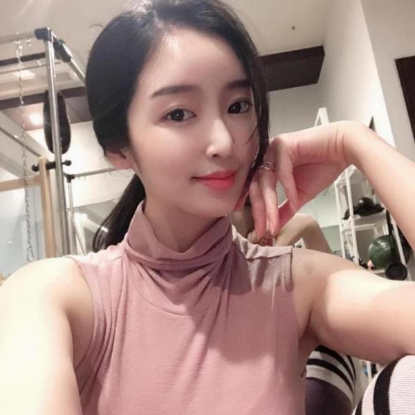 分手一年了还能挽回前任吗？分手后怎么挽回?