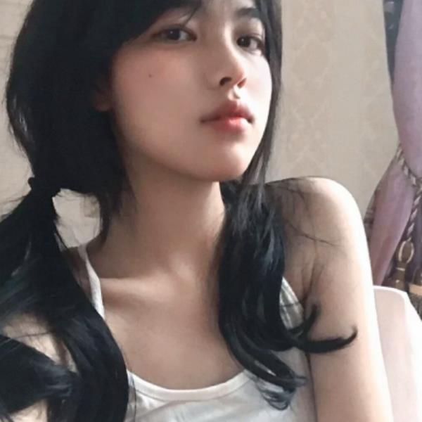 一对白金耳钉多少钱