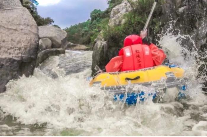 五指山-红峡谷漂流 五指山-红峡谷漂流