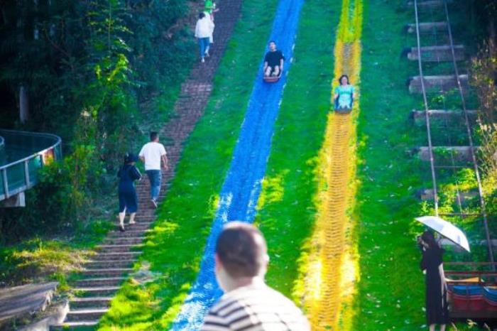 彭山景区 彭山景区