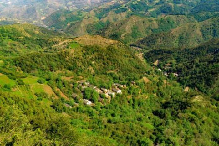 朝阳卧虎岭 朝阳卧虎岭