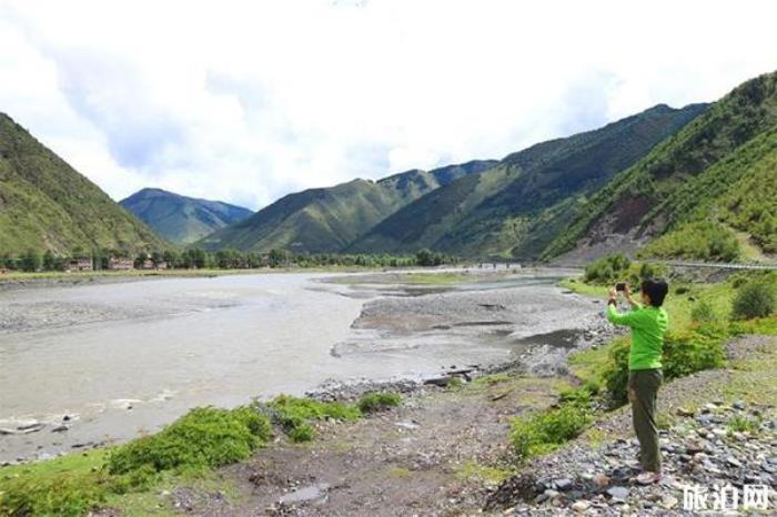 朋布西古碉 朋布西古碉