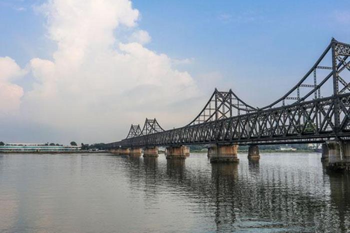 鸭绿江公园 鸭绿江公园