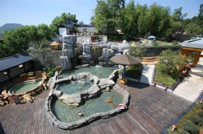 瑶池温泉 瑶池温泉