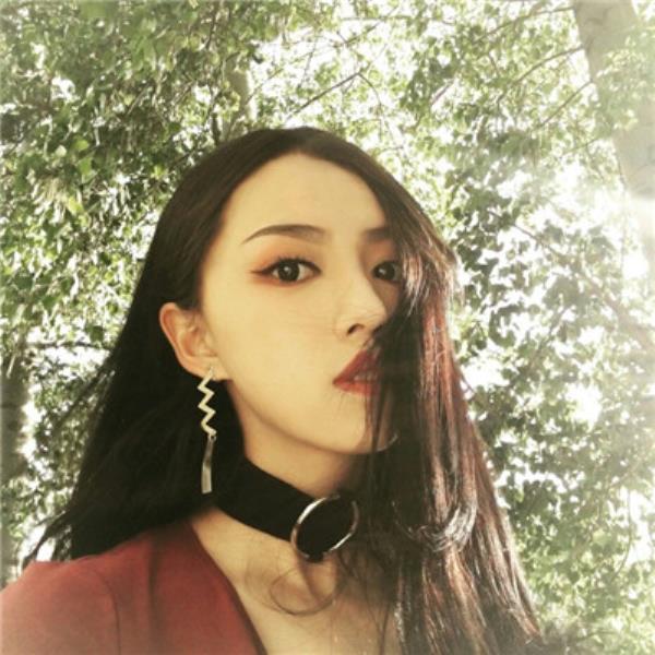 崇左伴游庾莉庭