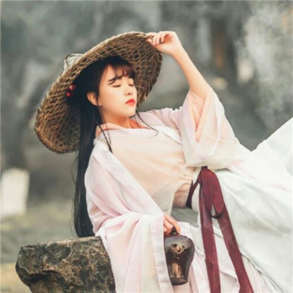 深圳伴游贸婧成自我说明